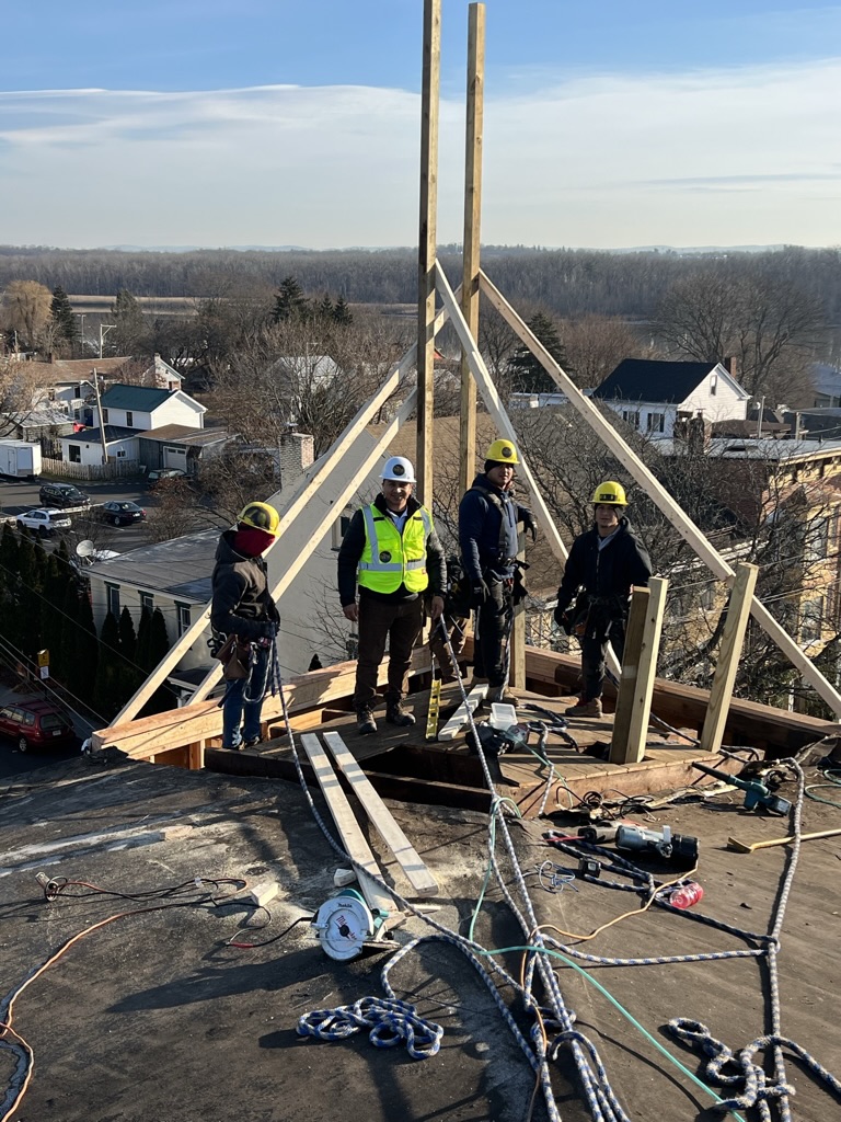 1E5C17A3-8D39-4D2C-A2C5-EE0E53473045_1_105_c